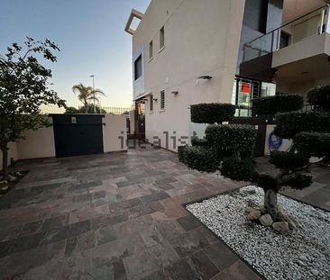 Alquiler de chalet pareado en Calle Ausias March, 41 - Photo 5