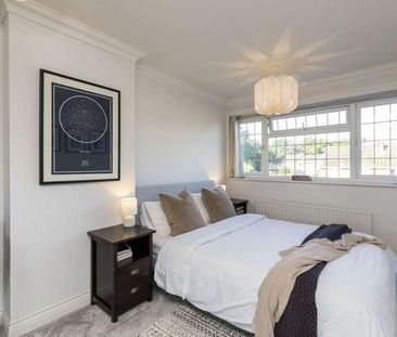 Fern Way, Horsham, RH12 - Photo 5