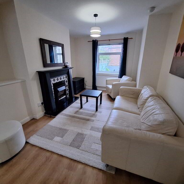 126 Ulsterville Avenue, Belfast, BT9 7AR - Photo 1