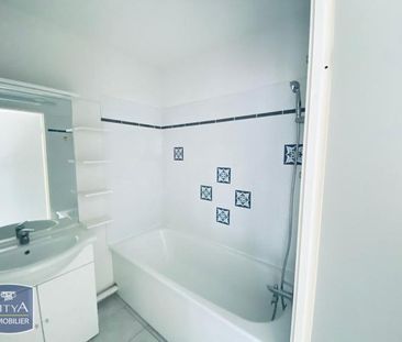 Location Appartement 2 pièces 47m² LE CATEAU CAMBRESIS 59360 - Photo 6