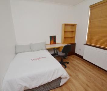 Ladybarn Road, Fallowfield, Manchester, M14 - Photo 6