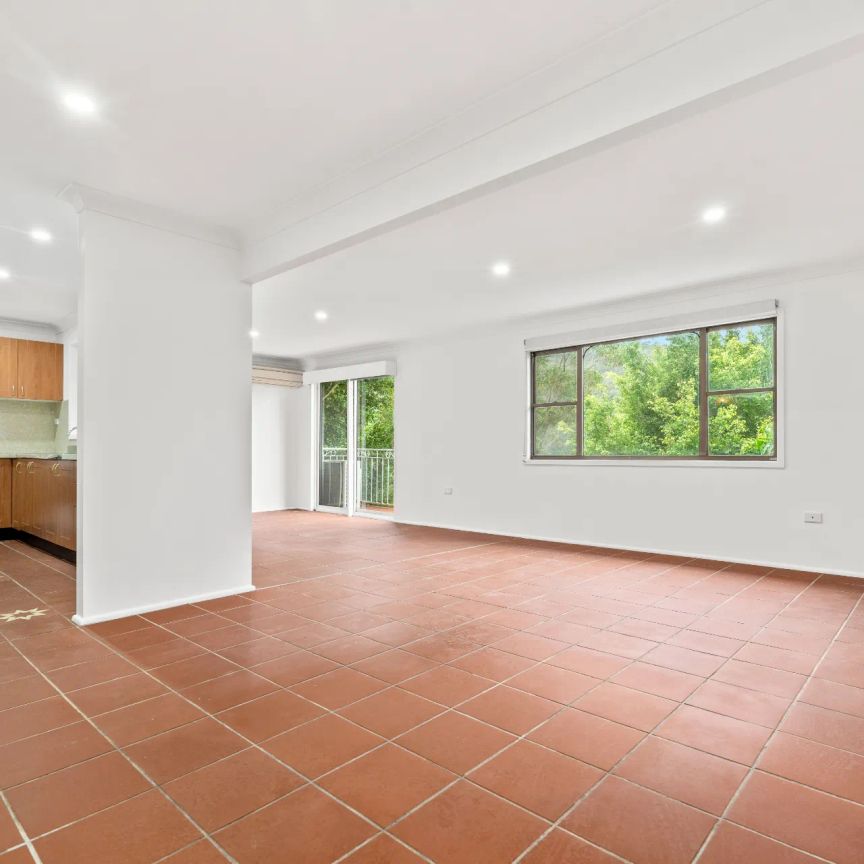 56 The Broadwaters , Tascott. - Photo 1