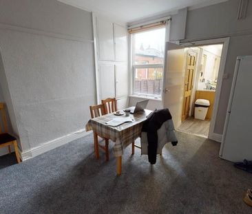 4 bedroom house to rent - Photo 3