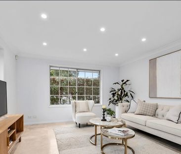 Stylish Family Home - Effortless Single-Level Living in North Rocks - Photo 4