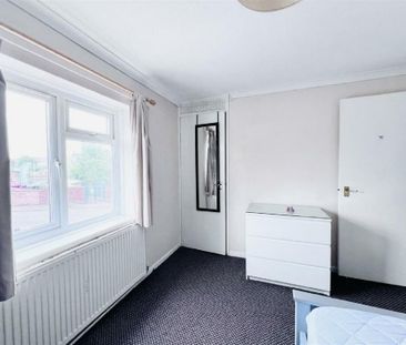 2 bedroom house share to rent - Photo 3