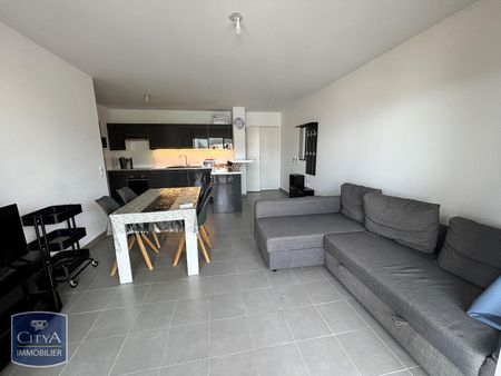 Location Appartement 3 pièces 59m² MARSEILLE 10ème - Photo 3