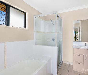 37 Limerick Way, Mount Low QLD 4818 - House For Rent | Domain - Photo 3