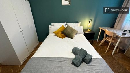 madrid, Community of Madrid 28012 - Photo 4