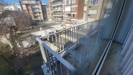 Ruim en gemeubels appartement | Stadspark - Foto 3