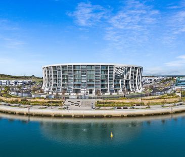 STUNNING ONE BEDROOM APARTMENT - Photo 5