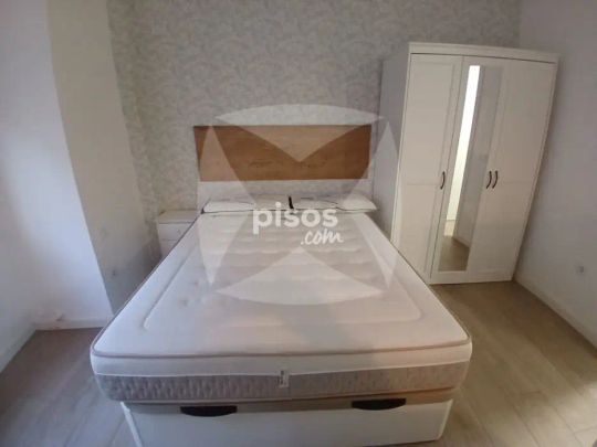 Piso en alquiler en Centro Histórico - Foto 1