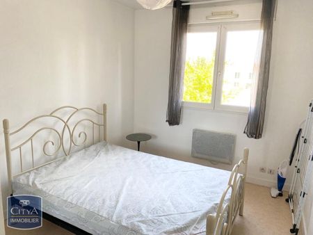 Location Appartement 2 pièces 41m² NIORT 79000 - Photo 4