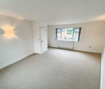 Brampton Drive, Stapleford, Nottingham - Photo 3