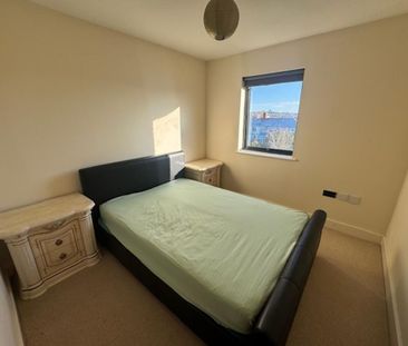 2 bedroom flat to rent - Photo 4