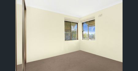Bright & Spacious Apartment Moments from Top Ryde Shopping Centre - Photo 3