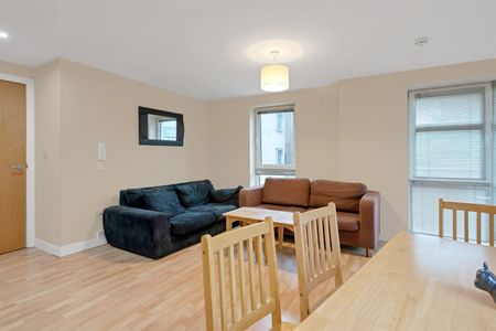 Waterfront Plaza, Nottingham - Photo 2