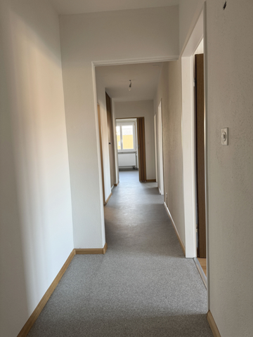 Wohnung mit neuer Küche und neuen Bodenbelägen - Photo 5