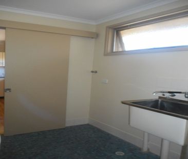 Unit 7 McCarthy Street&comma; Port Augusta West &lpar;Acacia Apartm... - Photo 5