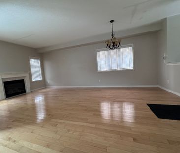 For Lease - 3196 Tim Dobbie Drive, Burlington, Ontario - Photo 2