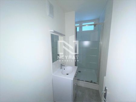 Location Appartement 4 pièces 69m² CHALON SUR SAONE 71100 - Photo 3