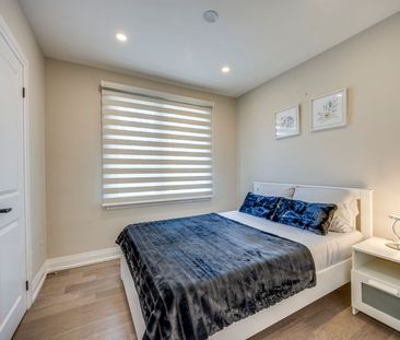 For Lease - 577 Trudale Court, Oakville, Ontario - Photo 6