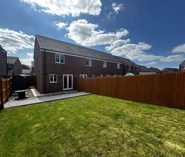 2 bedroom semi-detached house to rent - Photo 2