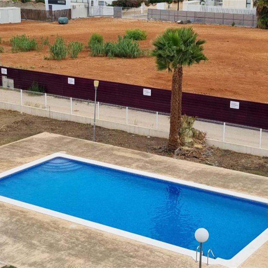 Ático de alquiler en Calle del Río Altaret, Centro Urbano - Photo 1