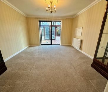 Millhams Drive, Bournemouth - Photo 3