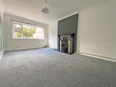 3 bedroom Terraced House to rent - Photo 4