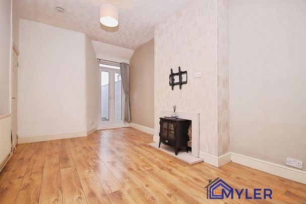 2 bedroom terraced house to rent - Photo 1