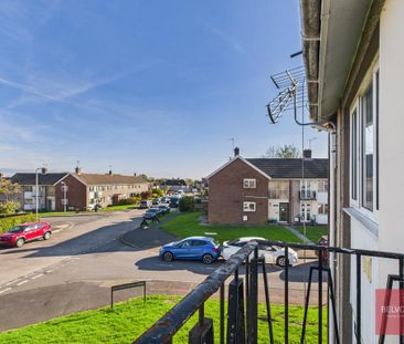 3 bedroom flat to rent - Photo 6