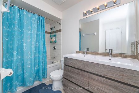 For Lease - 6835 Dillingwood Drive, Mississauga, Ontario - Photo 4