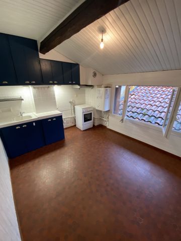 Location Appartement 4 pièces 92m² PAREMPUYRE 33290 - Photo 4