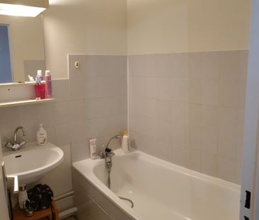 Location Appartement 1 pièce 22m² CLERMONT FERRAND 63000 - Photo 1