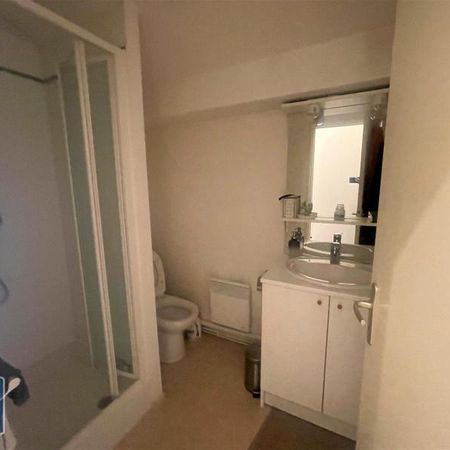 Location Appartement 2 pièces 33m² CLERMONT FERRAND 63000 - Photo 4