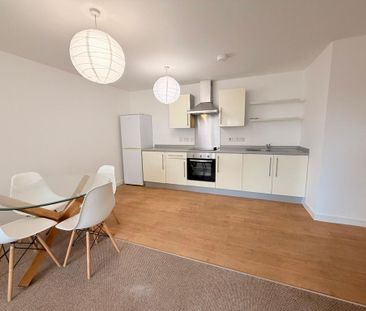 2 bedroom flat to rent - Photo 5