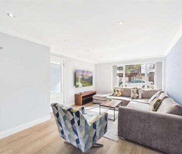 Great Hill Crescent, Maidenhead, Berkshire, SL6 - Photo 1