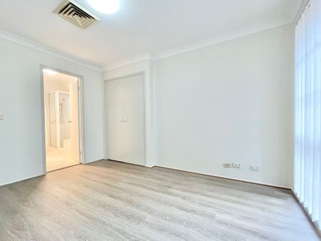 The Perfect Family Home! - Photo 2