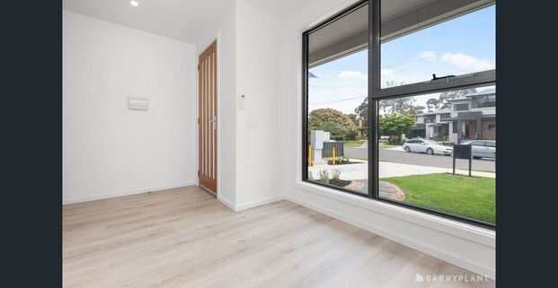 Near new townhouse close to EVERYTHING! - Photo 1