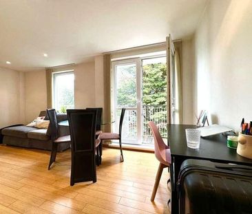 Helion Court Westferry Road, London, E14 - Photo 5