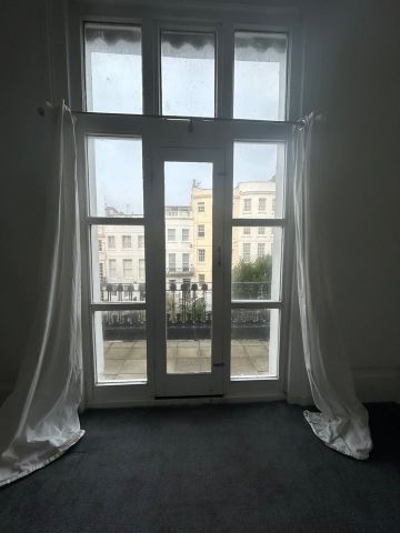 3 Bed Maisonette, Norfolk Square, BN1 - Photo 2