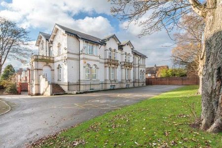 Fairhope Court, Fairhope Avenue, Salford, M6 - Photo 4