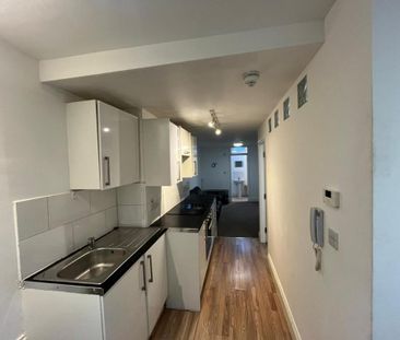 2 bedroom apartment to rent - Photo 4