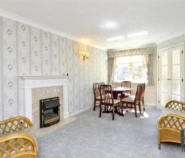 2 bedroom retirement property to rent - Photo 5