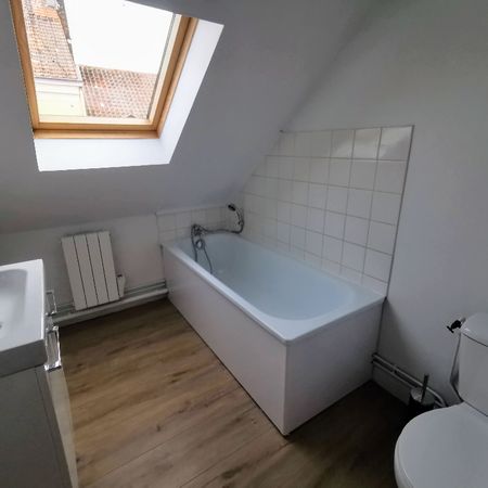 Location Appartement 1 pièce 24m² - Photo 3
