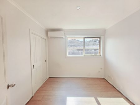 1&2/6 Atlantic Street, Clayton VIC 3168 - Townhouse For Rent | Domain - Photo 3