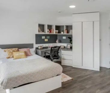 Gold Studio - Photo 4