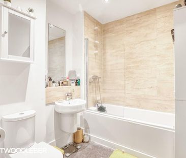 1 bedroom ground floor flat to rent - Photo 2