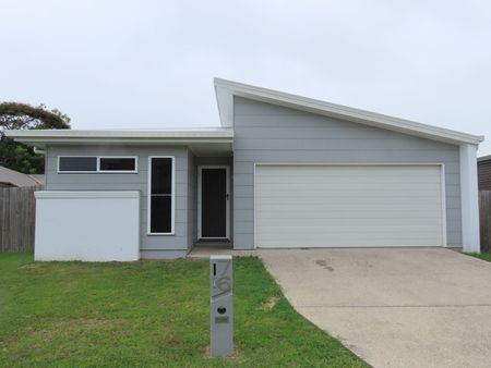 76 Superior Boulevard, 4740, Andergrove Qld - Photo 3