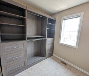 For Lease - 11 John Findlay Terrace, Arnprior, Ontario - Photo 1